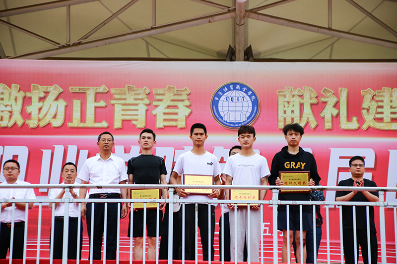 1621929538982018516.jpg IMG_1303.jpg